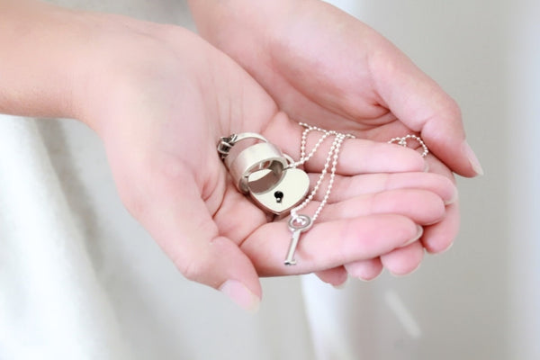 Wedding Ring Holder Necklace, ring pillow alternative, ring bearer pillow,  wedding ring necklace, heart lock necklace, ring bearer necklace